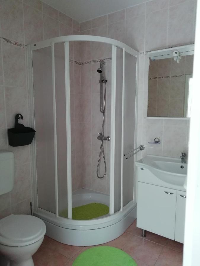Apartmani Ban Omišalj Εξωτερικό φωτογραφία